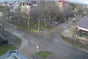Улицы Матвеева и Володарского, Армавир - веб камера