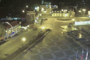 Центральная площадь, Алушта - веб камера