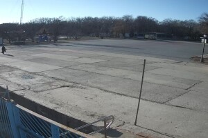 Набережная, парк развлечений с аттракционами, Керчь - веб камера