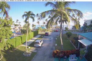 Отель Breezy Palms Resort, Исламорада, Флорида - веб камера