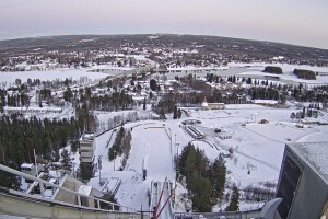Трамплин, горнолыжный курорт Оунасваара, Рованиеми, Лапландия - веб камера