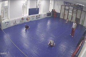 Спортивная школа на улице Энгельса, Новороссийск - веб камера