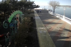 Детская площадка Изумрудный город на набережной, Геленджик - веб камера