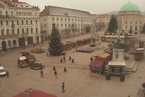 Площадь Лайошу Кошуту, Печ, Венгрия - веб камера