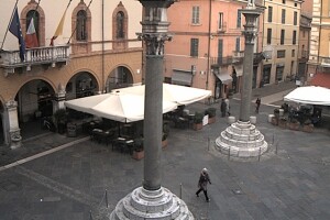Площадь Пьяцца-дель-Пополо (Piazza del Popolo), Равенна, Италия