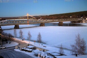 Мост через реку Кемийоки, Рованиеми, Лапландия