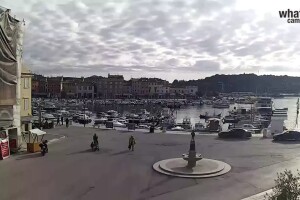 Главная площадь, Ровинь, Хорватия - веб камера
