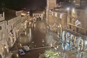 Площади Муниципалитета, Ассизи, Италия - веб камера