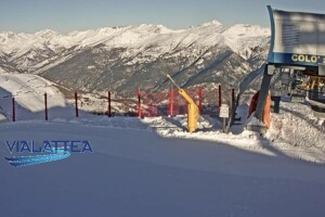 Вид с вершины Fraiteve, Сестриере, Италия - веб камера