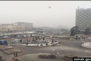 Площадь у гостиницы Турист, Минск, Белоруссия - веб камера