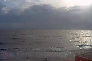 Пляж и море, Йер, Франция - веб камера